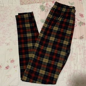 Take 50% off Plaid microfiber leggings